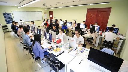 学渣、叛逆、辍学…那些被贴标签的孩子如今怎么样了?